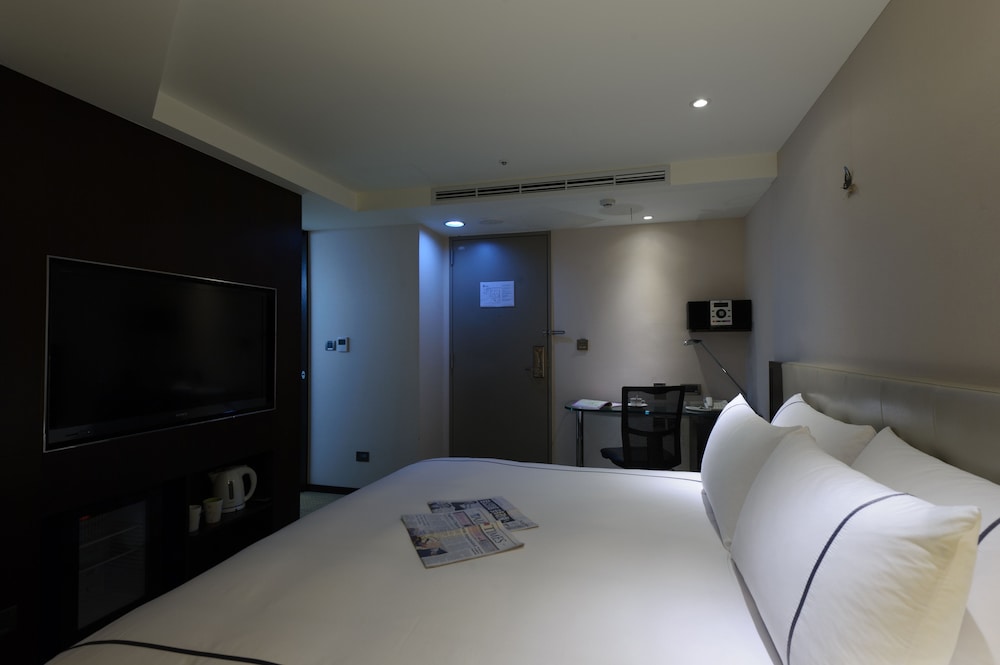 Deluxe, Double Bed
