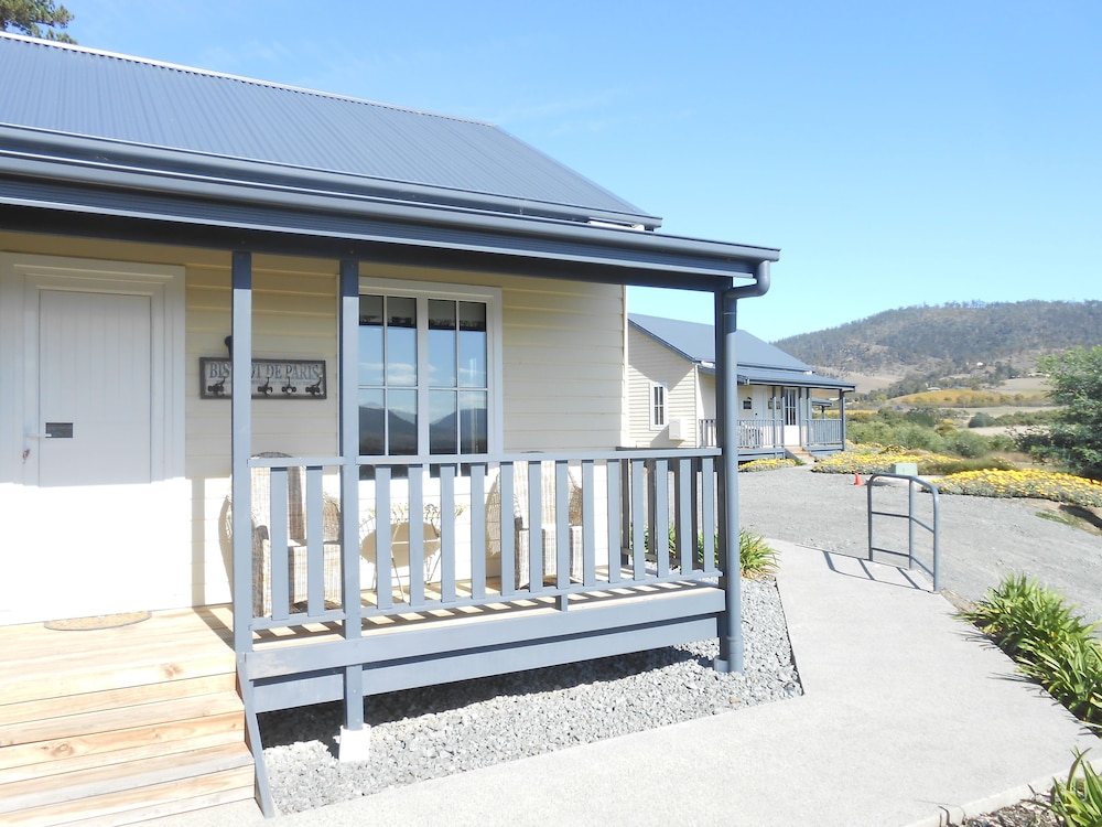 RIVERSDALE ESTATE COTTAGES photo4