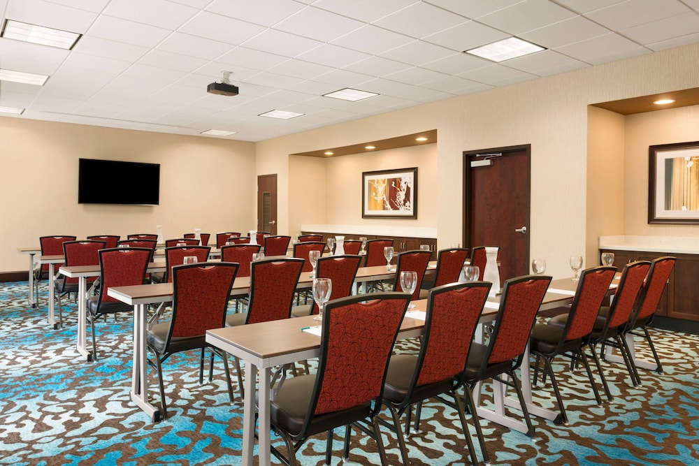 Homewood Suites By Hilton Atlanta Perimeter Center 57/68
