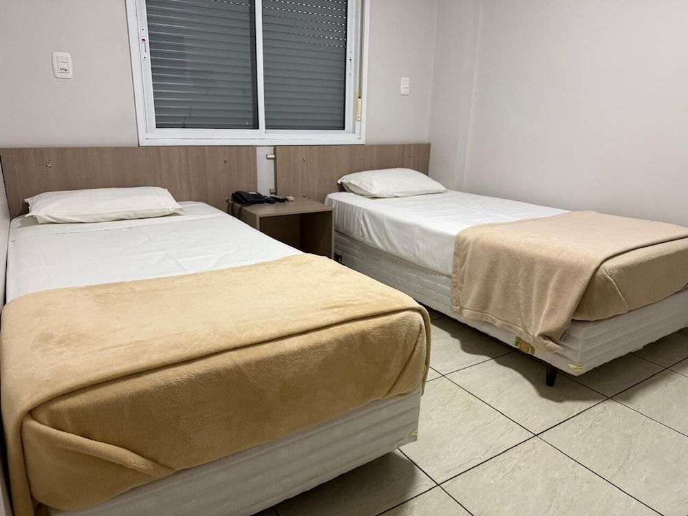 Hotel Vivendas 25/78