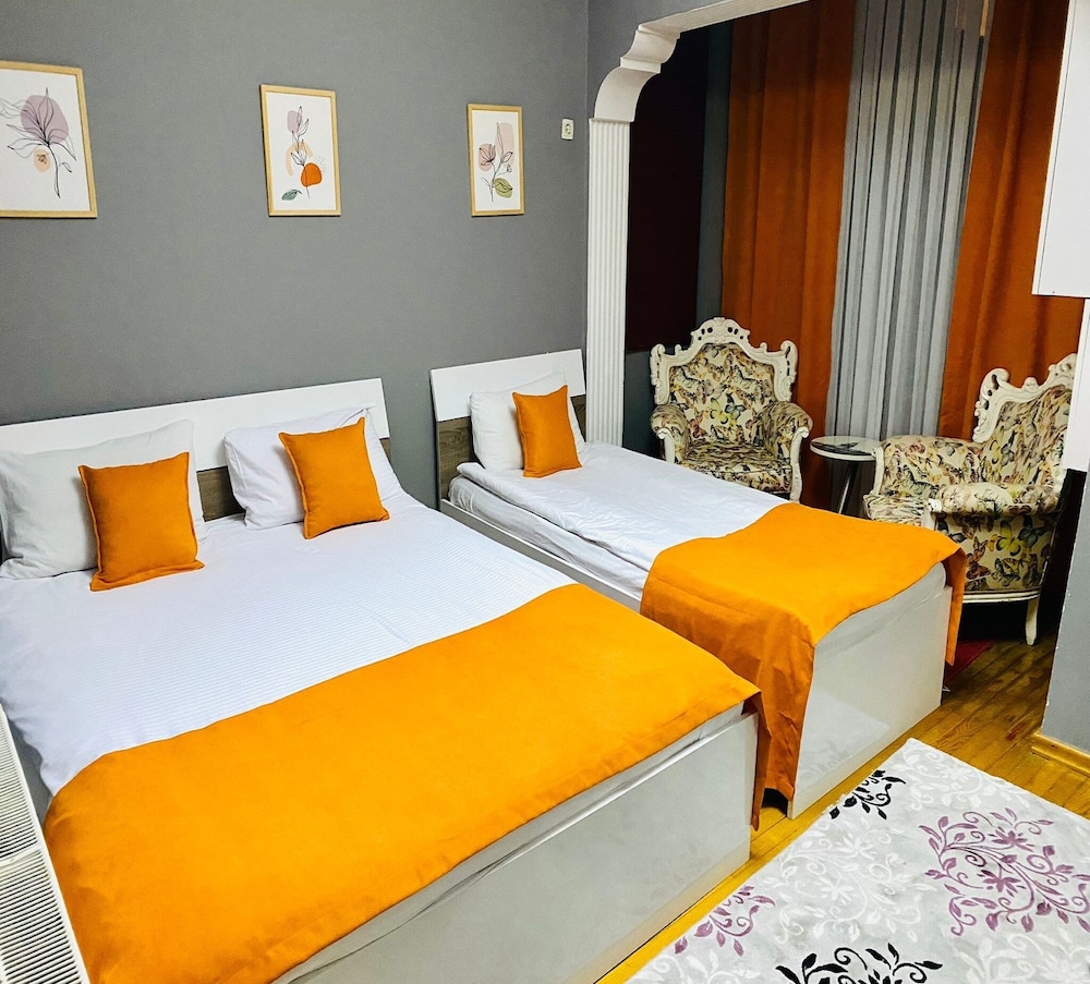 2 BEDROOMS, APARTMENT