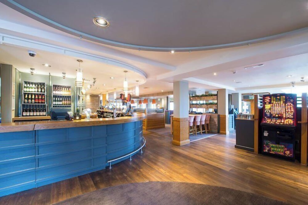 Premier Inn Newton Abbot 9/62