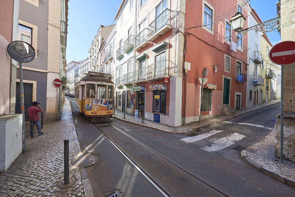 Lisbon Five Stars Apartments Combro 7 44/50