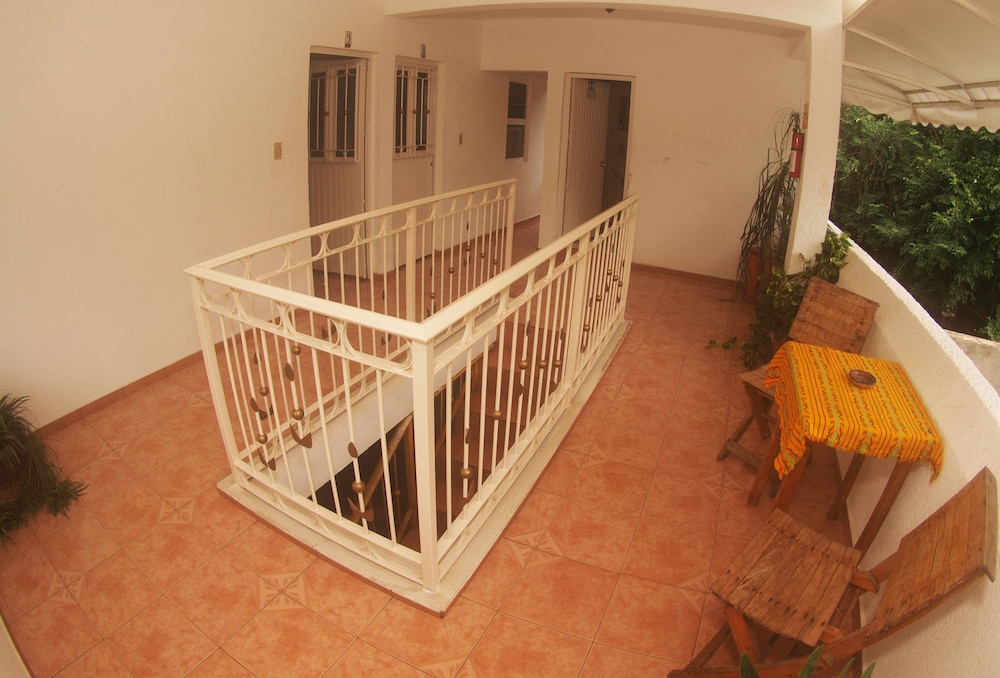 Hostal Casa Blanca 1/50