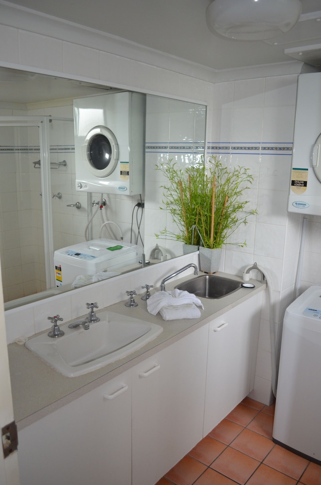 Enderley Gardens Resort 23/55