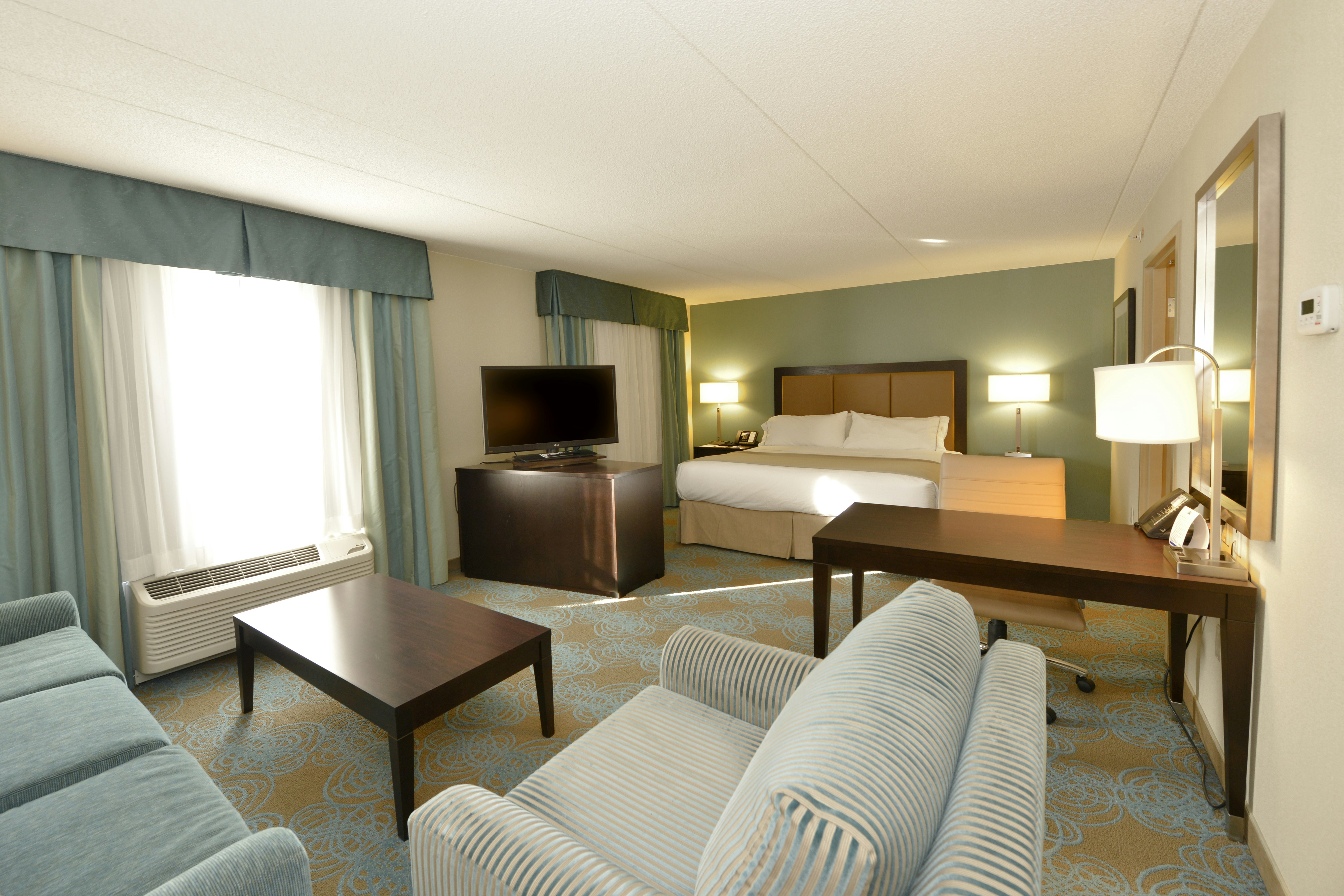 Holiday Inn Express Hotel Suites Waterloo St Jacobs 55/78