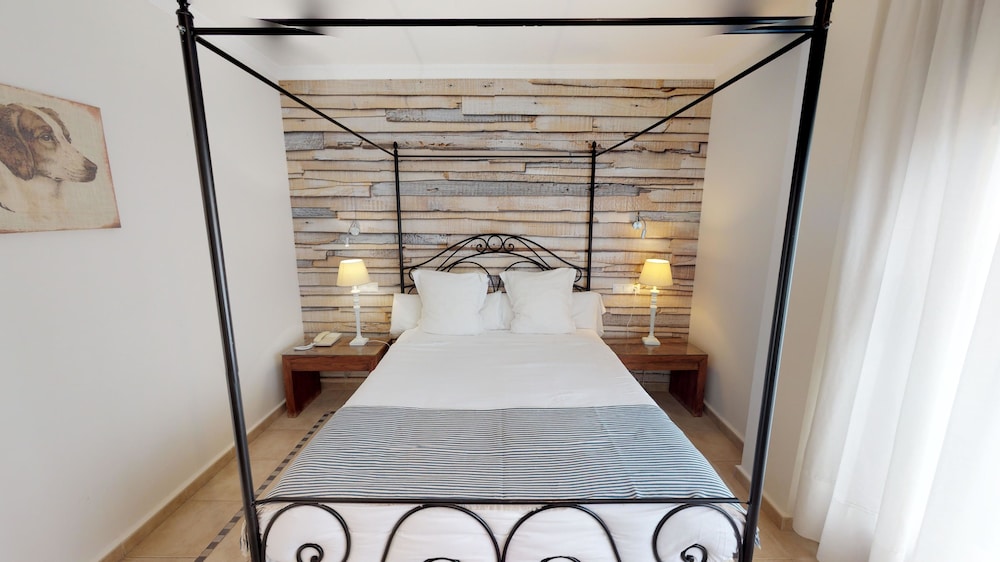 HOTEL CON ENCANTO PALAU VERD 3***SUP 23/39