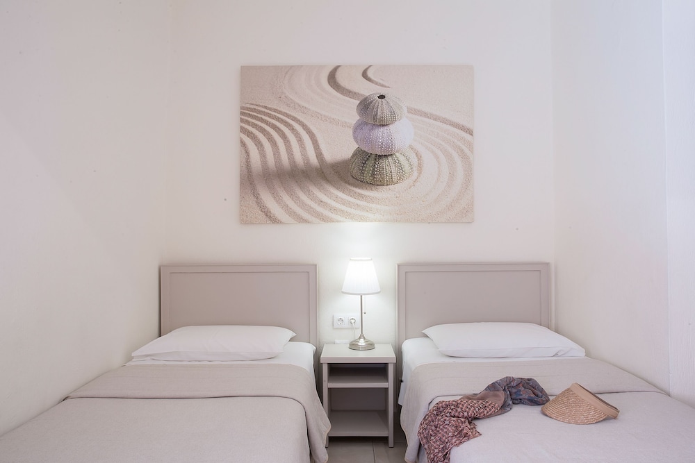 Telesilla Hotel 34/74