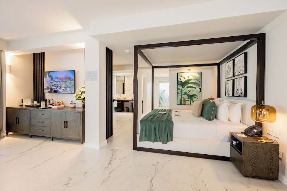 Sea Diamond Boutique Hotel and Spa 28/70