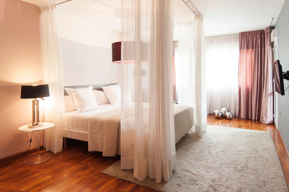 Villa Lorena Malaga 30/72