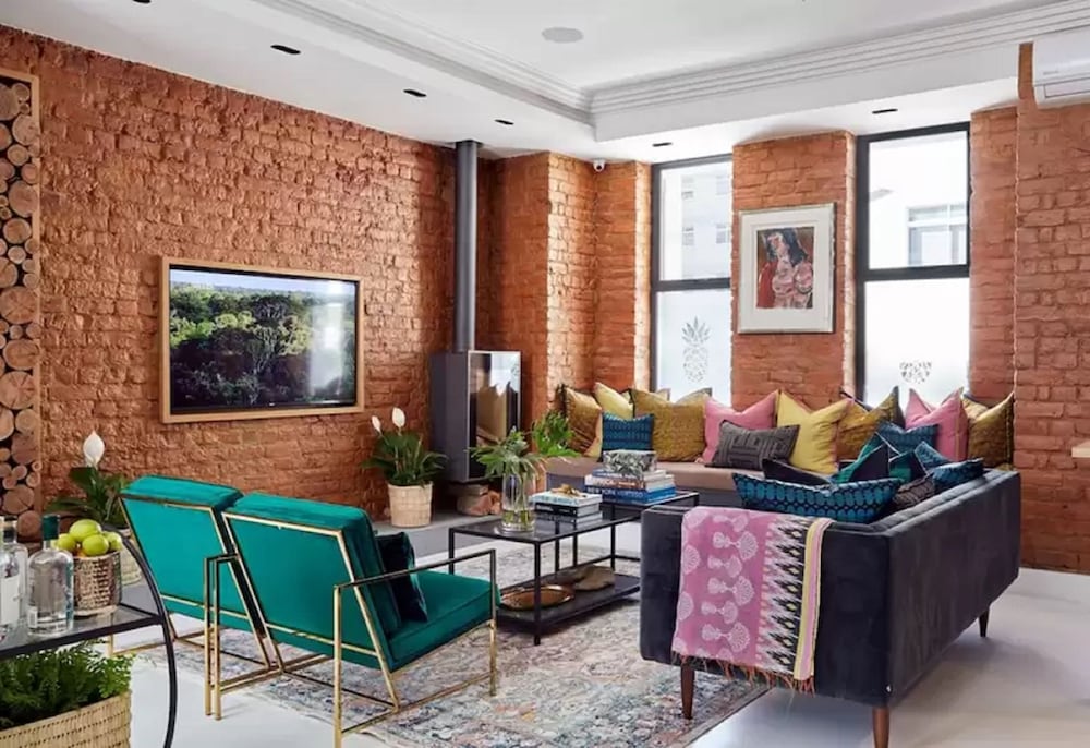 Pineapple House Boutique Hotel 35/50
