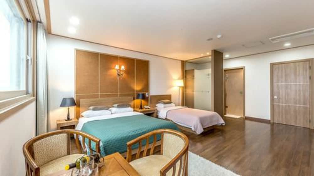 Venezia Hotel 13/30