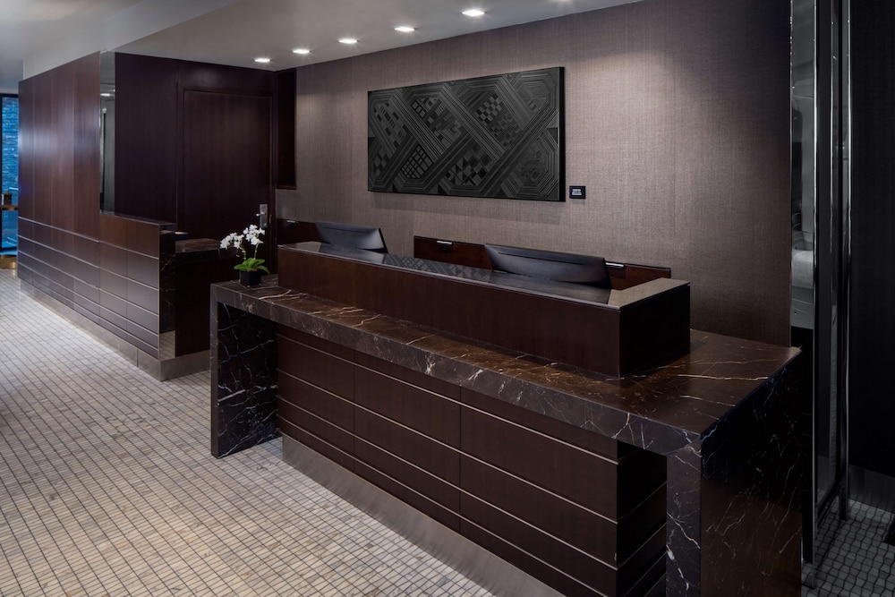 PARK SOUTH HOTEL 4/68