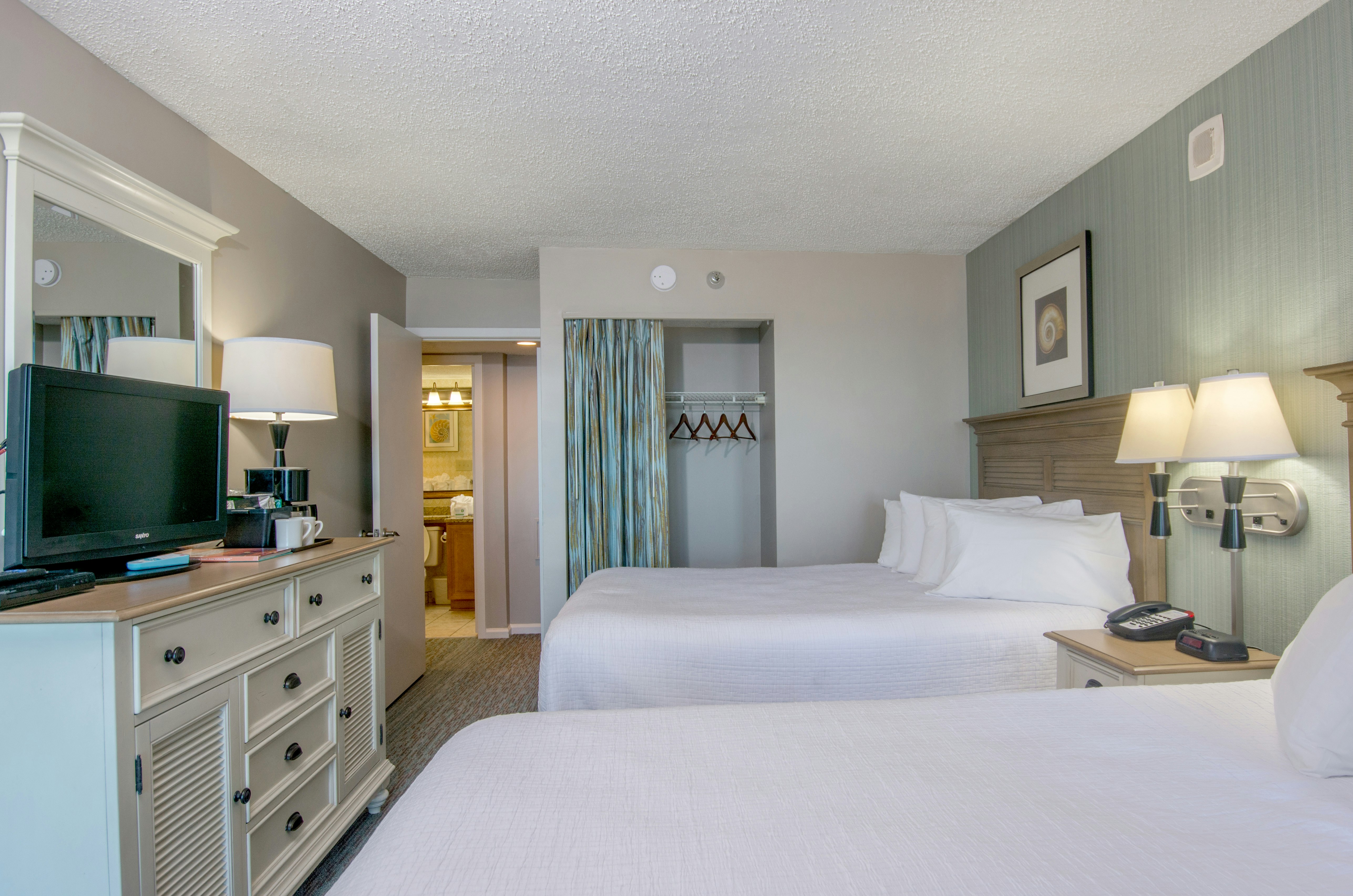 The Strand - A Boutique Resort (ex Breakers Boutique North Tower) 14/80