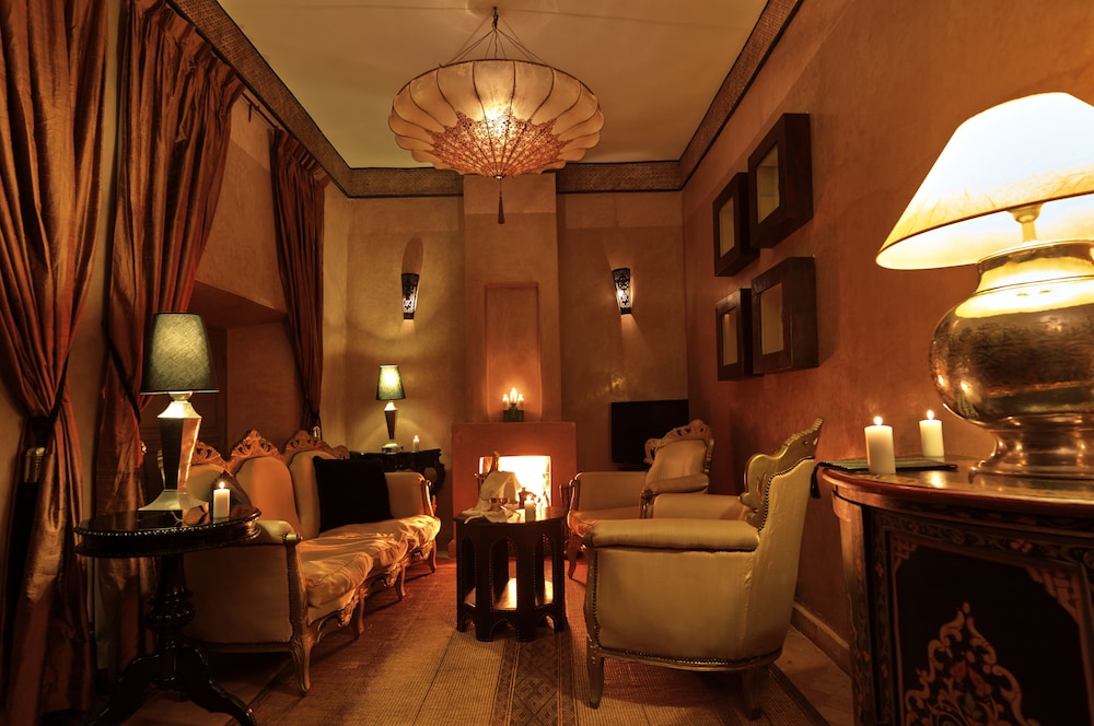 Riad Noir d'Ivoire 57/70