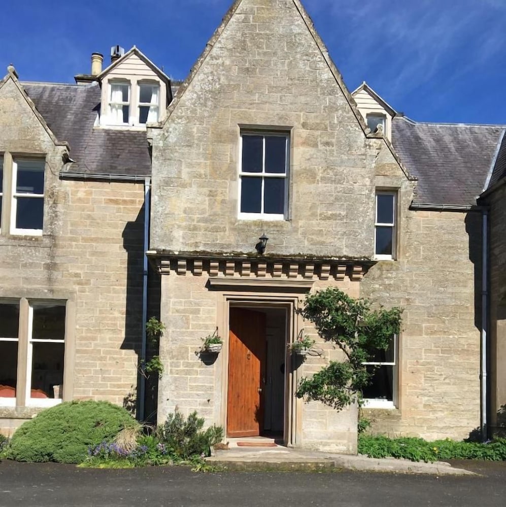 Whitchester Christian Guest House 2/50