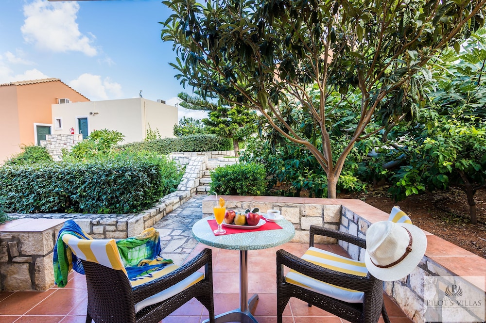 Pilots Villas Luxury Suites 26/48