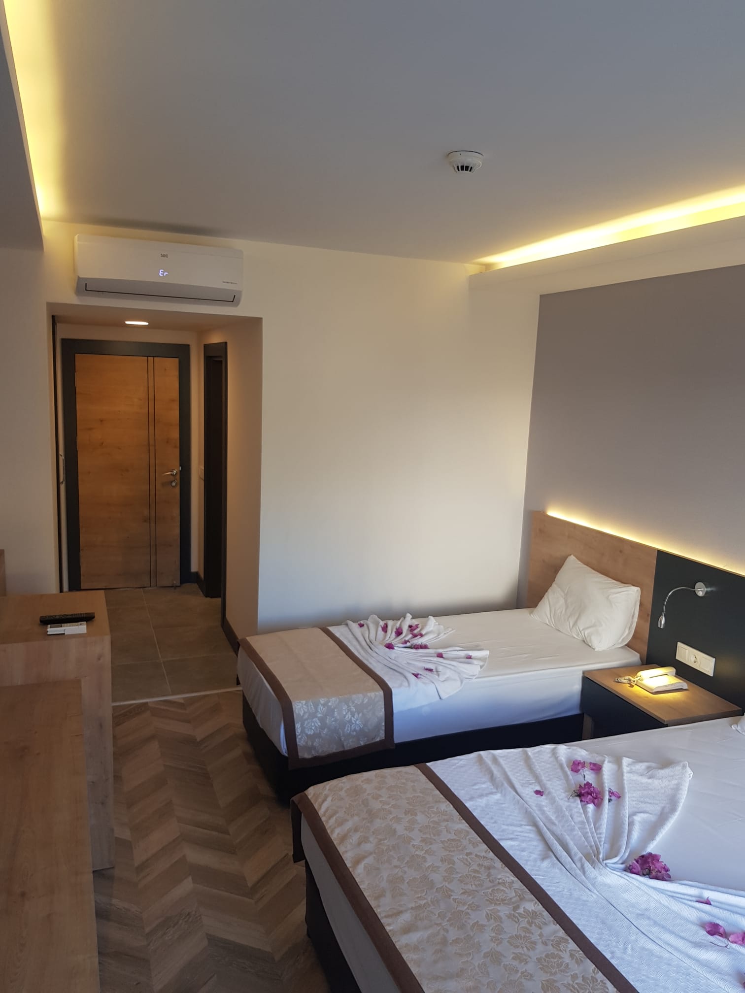 Standard, Double Bed