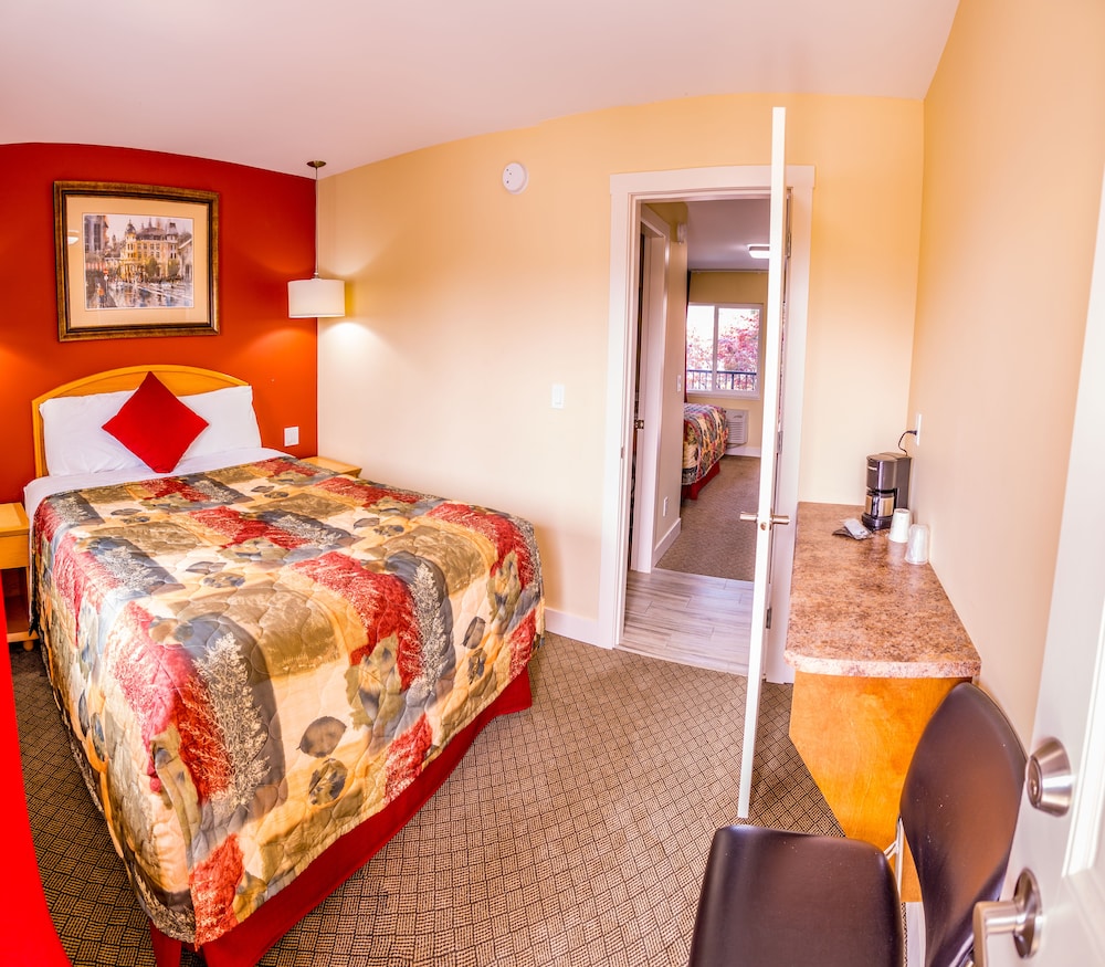 Sahara Courtyard Inn Penticton 27/77