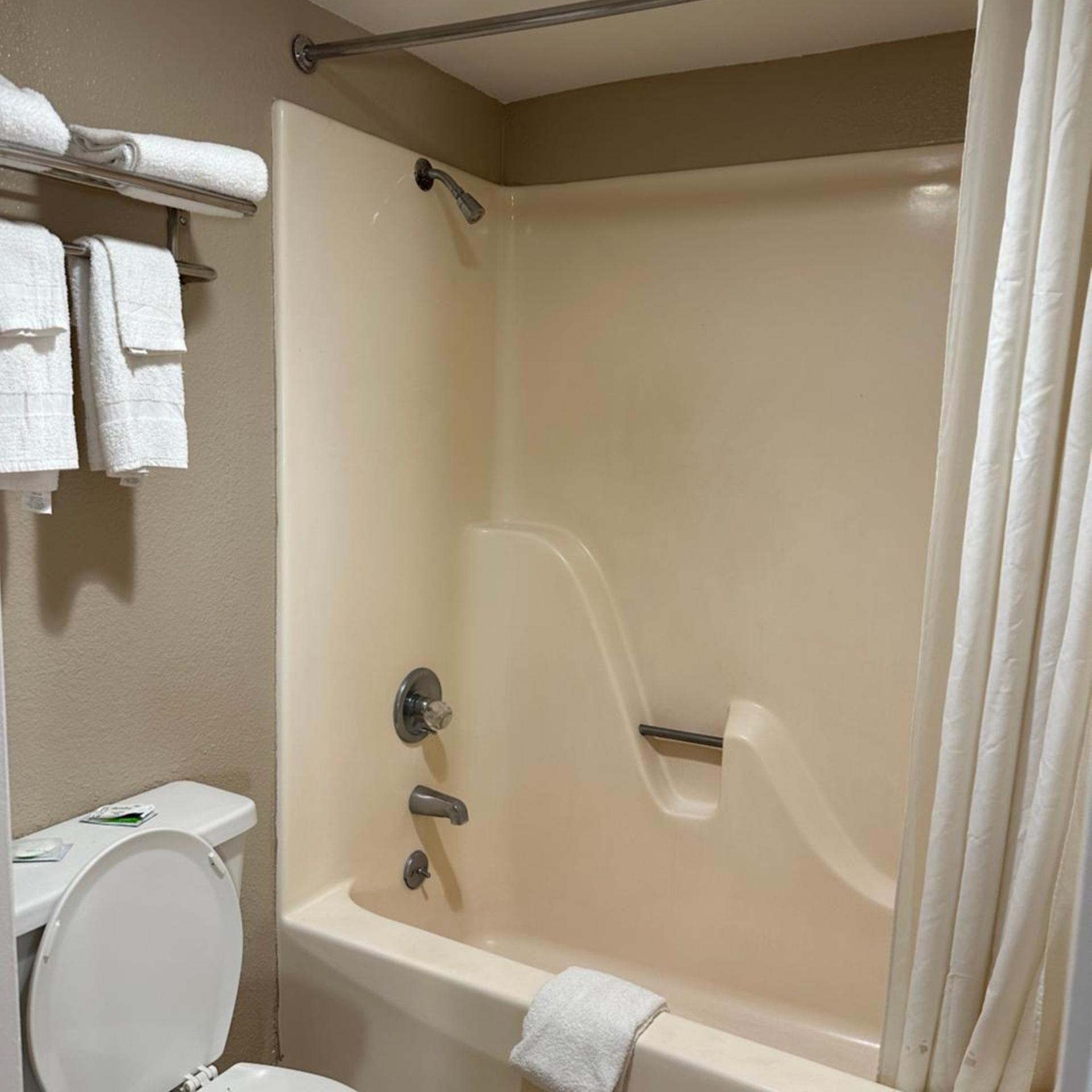 Travelers Rest Motel 20/21