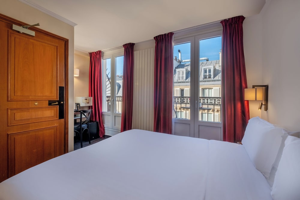 Hotel College De France 32/61