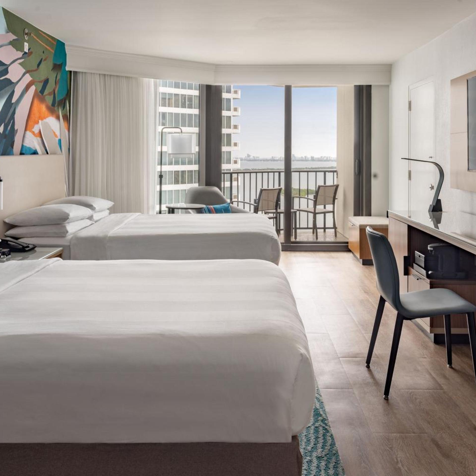 Room, 2 Queen Beds, Partial Bay View