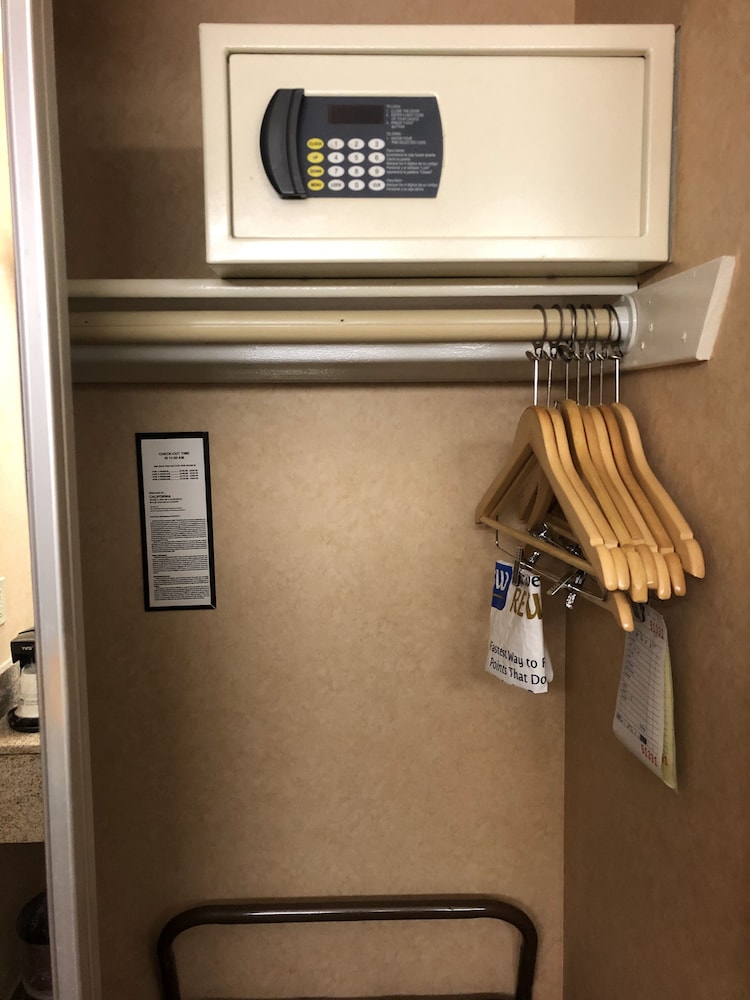 Best Western Plus Placerville Inn 27/49