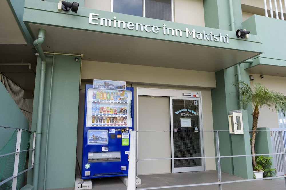 Mr.Kinjo Eminence Inn Makishi 4/52