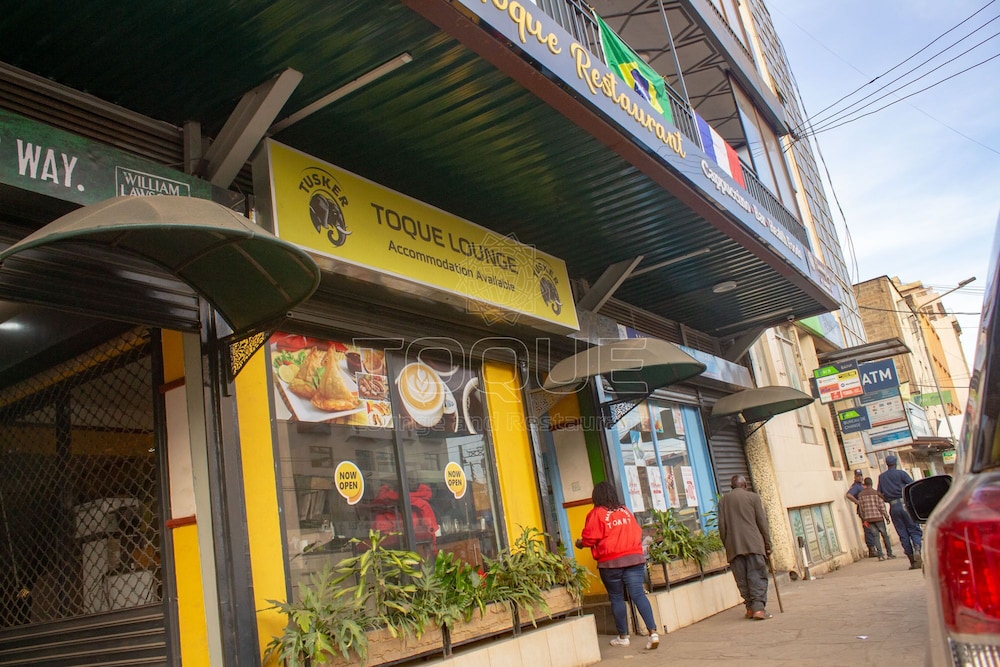 Toque Hotel & Lounge 1/50