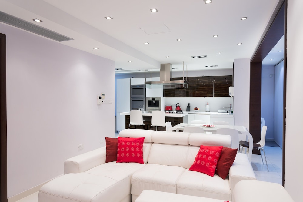 Instyle Aparthotel 3/49