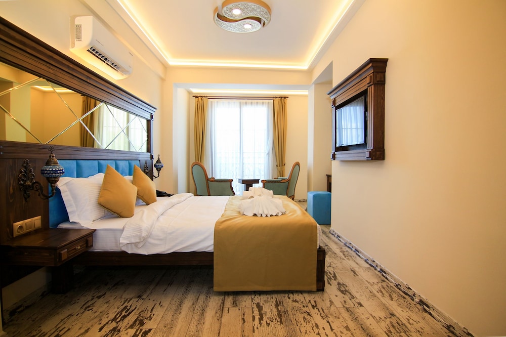 Reis Royal Hotel 19/80