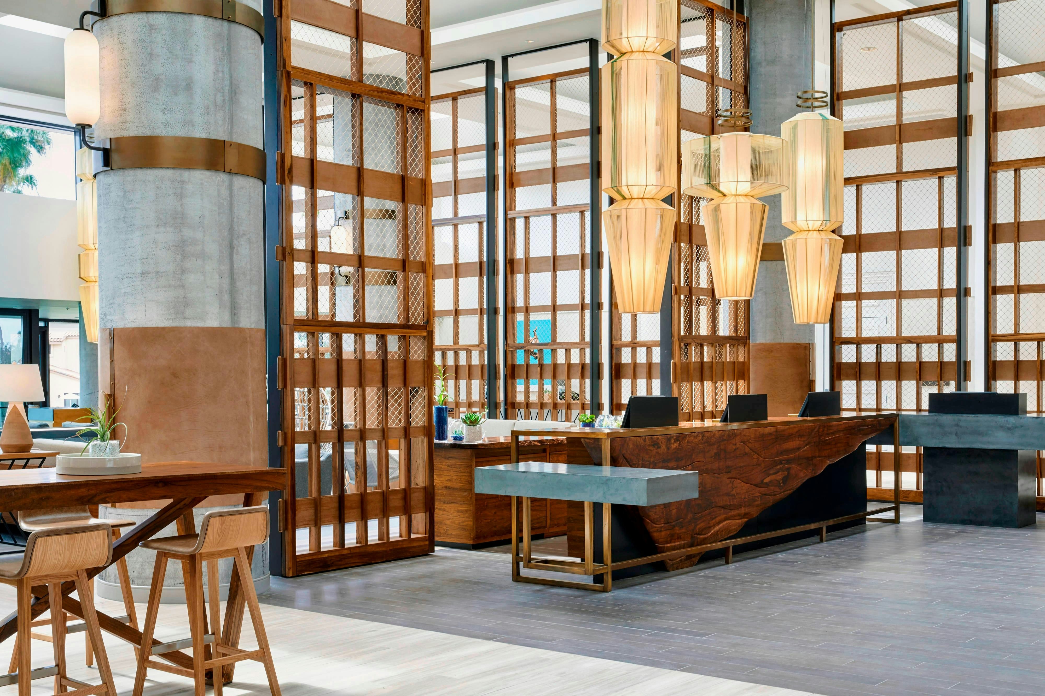 Westdrift Manhattan Beach, Autograph Collection 16/43