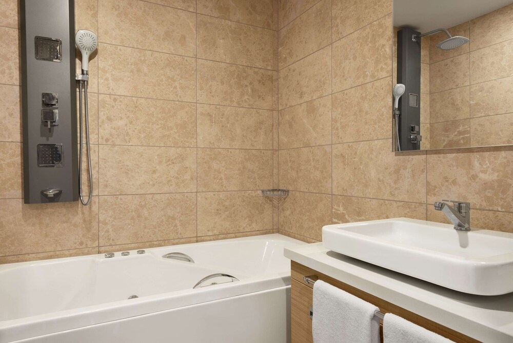 Ramada by Wyndham Istanbul Sile 32/34