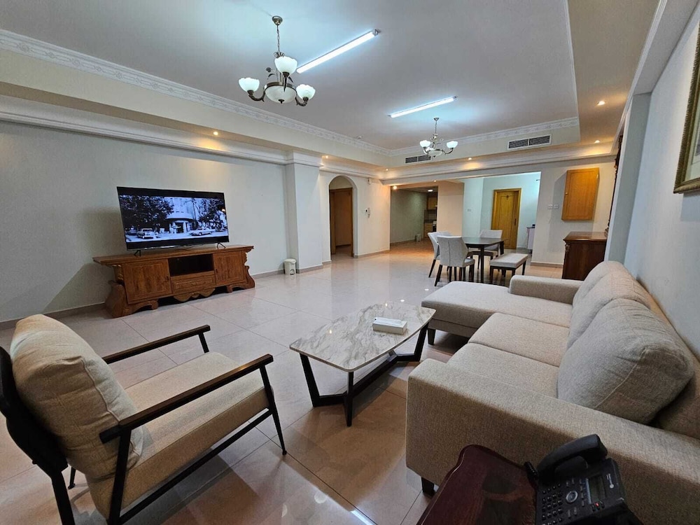 AL FARIS SUITE 2 38/50