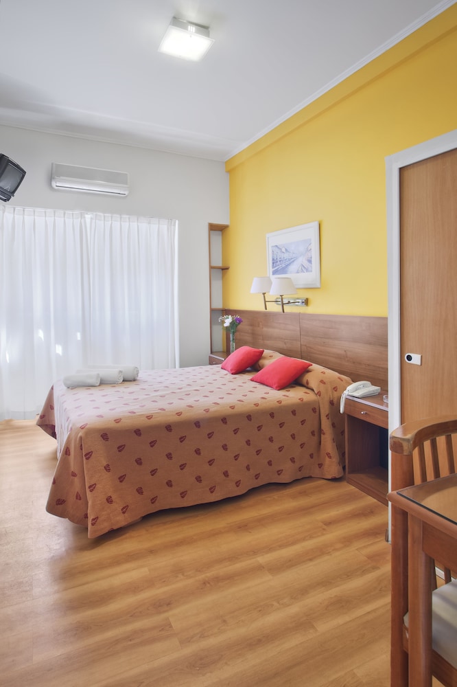 Milan Hotel 20/43