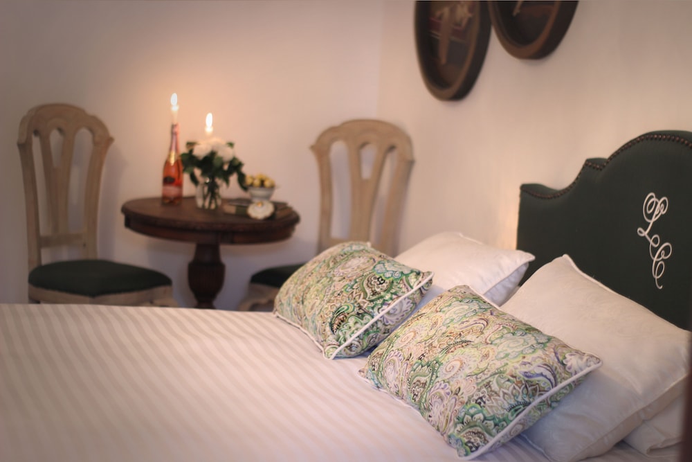 LECLERC HOTEL BOUTIQUE 34/70