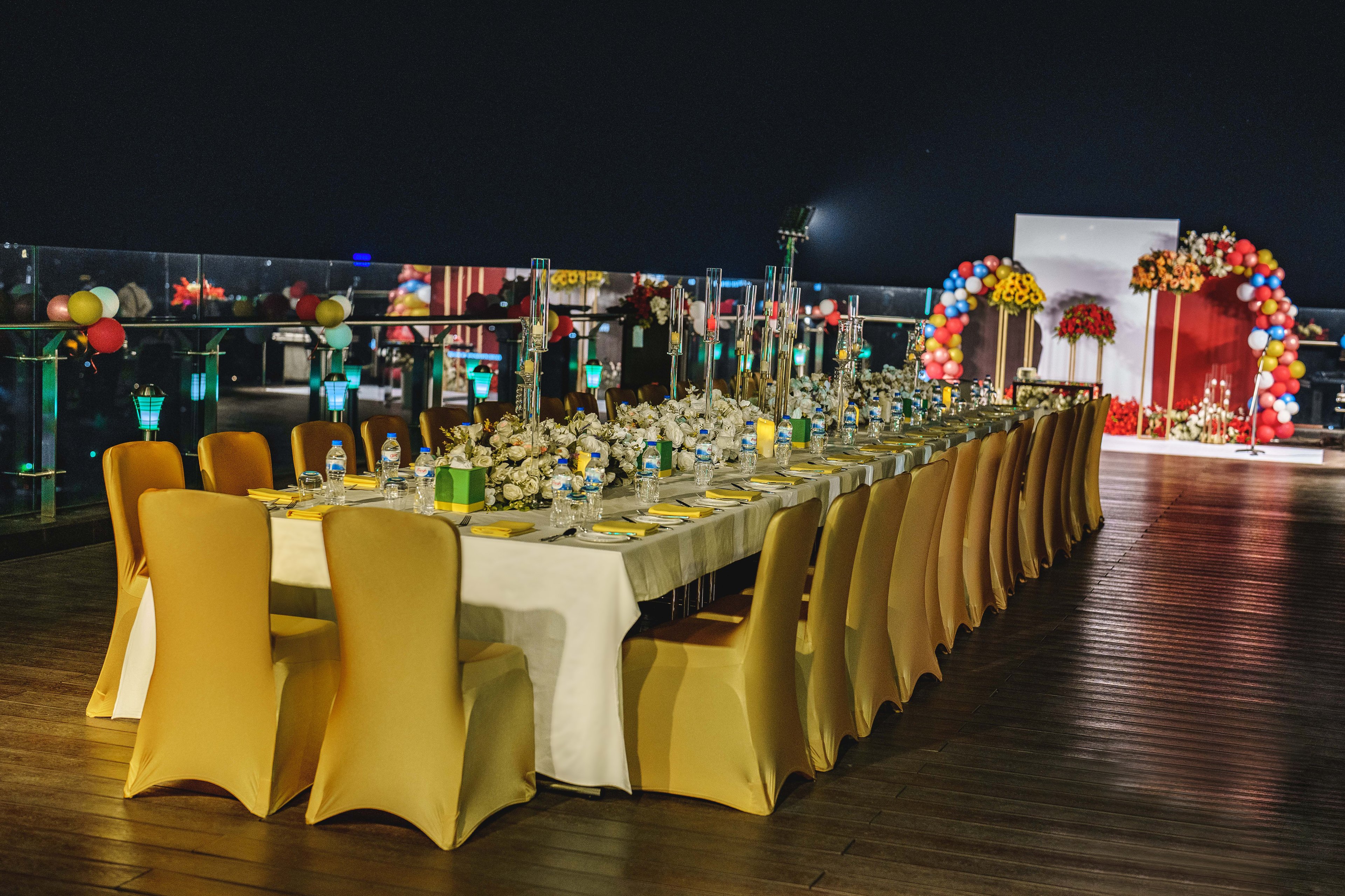 Holiday Inn Dhaka City Centre 44/48