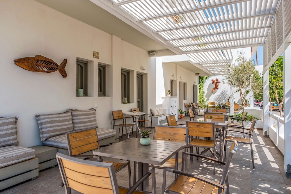 Aris Hotel Paleochora 39/42