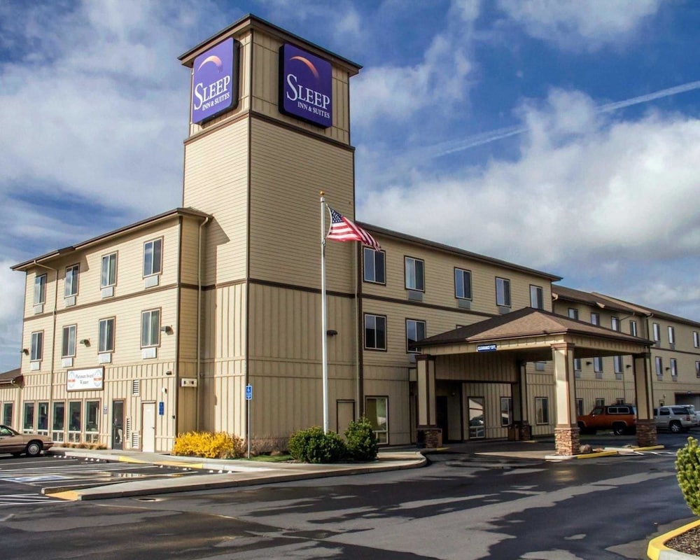 Sleep Inn and Suites Redmond, OR 1/34