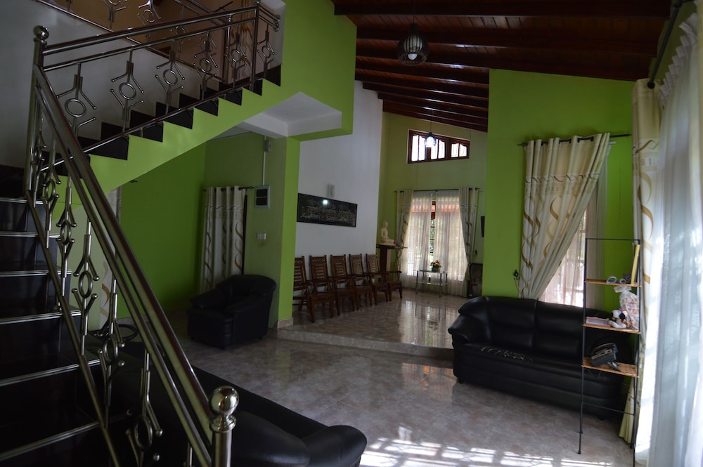 Binara Home Stay -Tourist Lodge 8/35