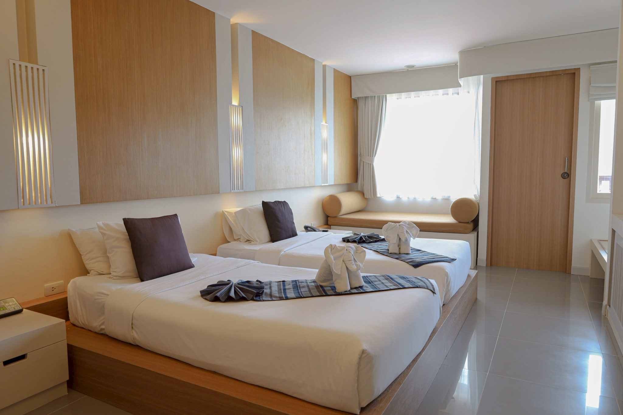 Grand, Deluxe, Double or Twin Bed