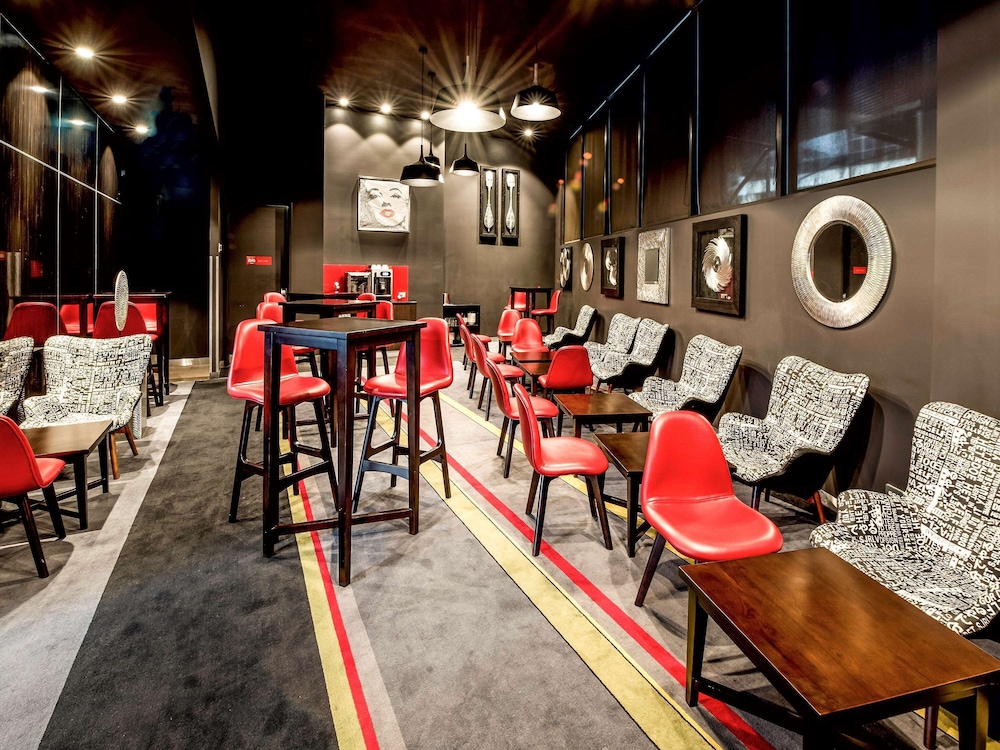 Ibis Sydney Barangaroo Hotel 45/70