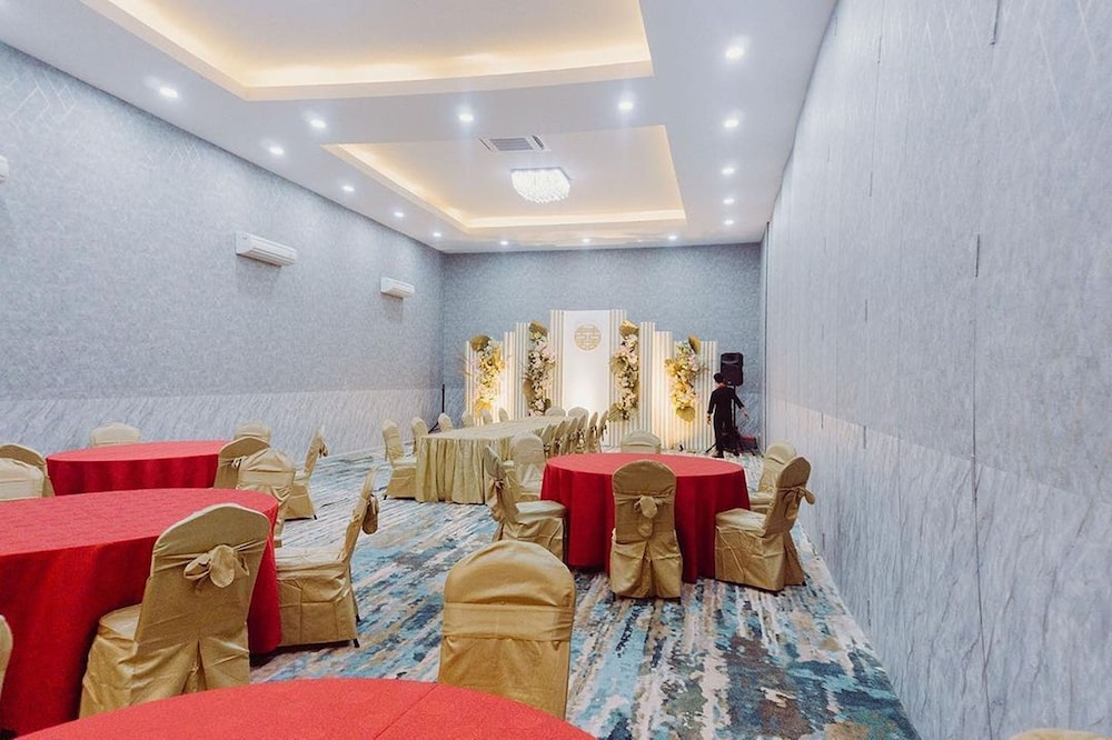 Grand Central Hotel Medan 37/60