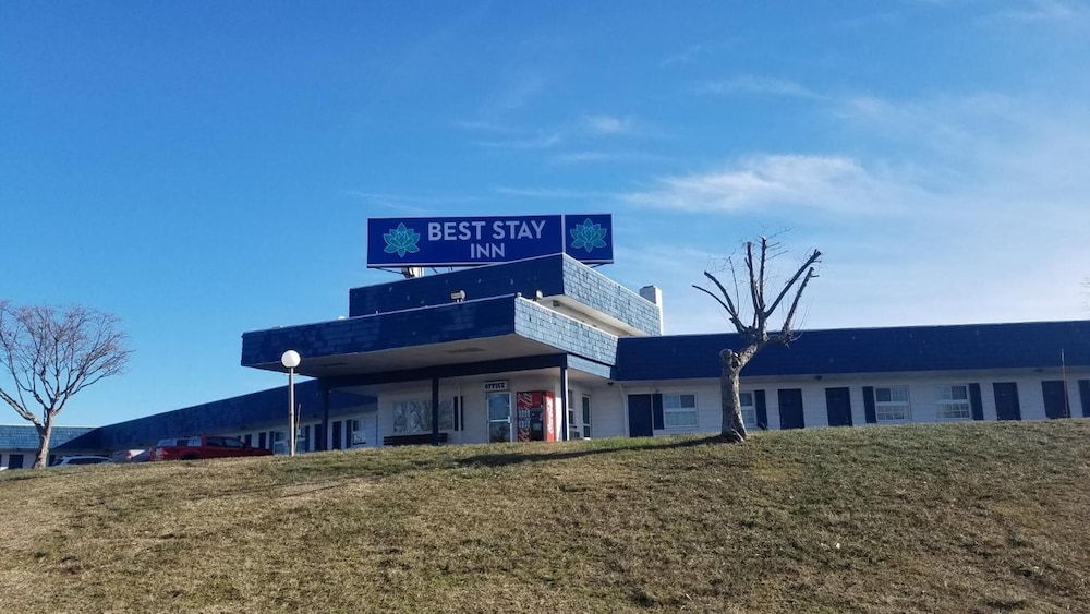 Americas Best Value Inn Manchester Ct 1/24