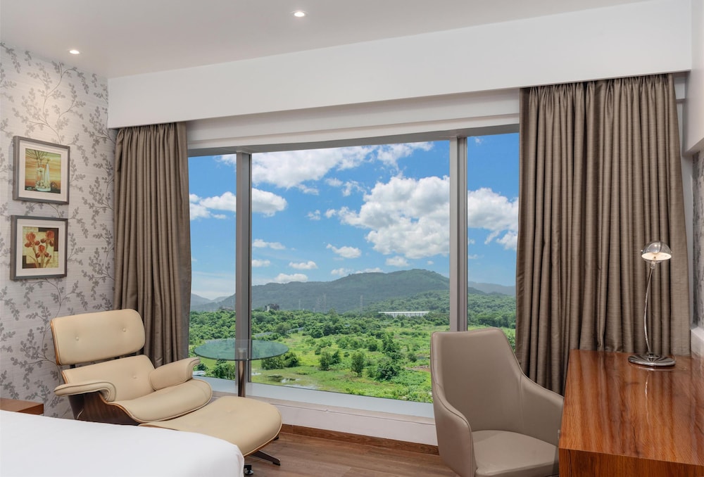 Park Inn by Radisson Navi Mumbai 28/44