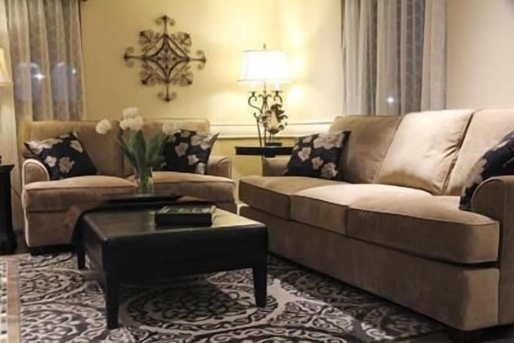 Grand View Inn and Suites 30/42