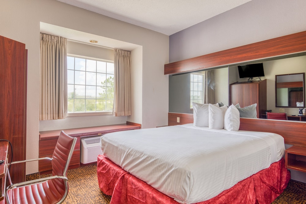 Trident Inn And Suites 19/60