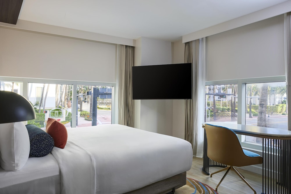 Hyatt Centric South Beach Miami 56/65