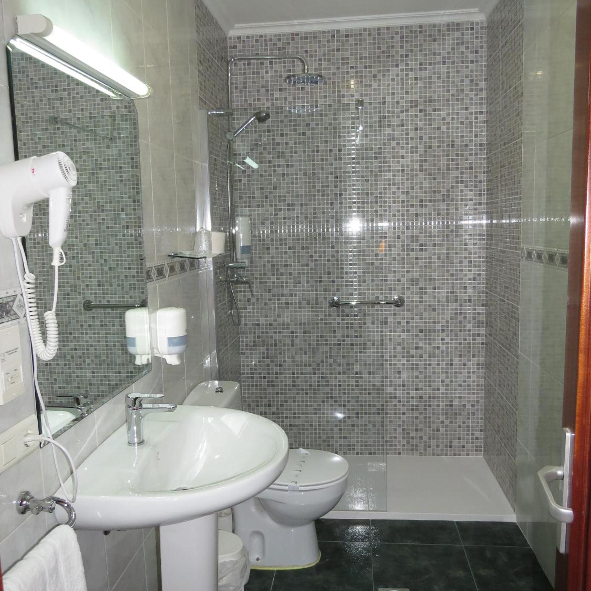 Hotel Anunciada 55/58