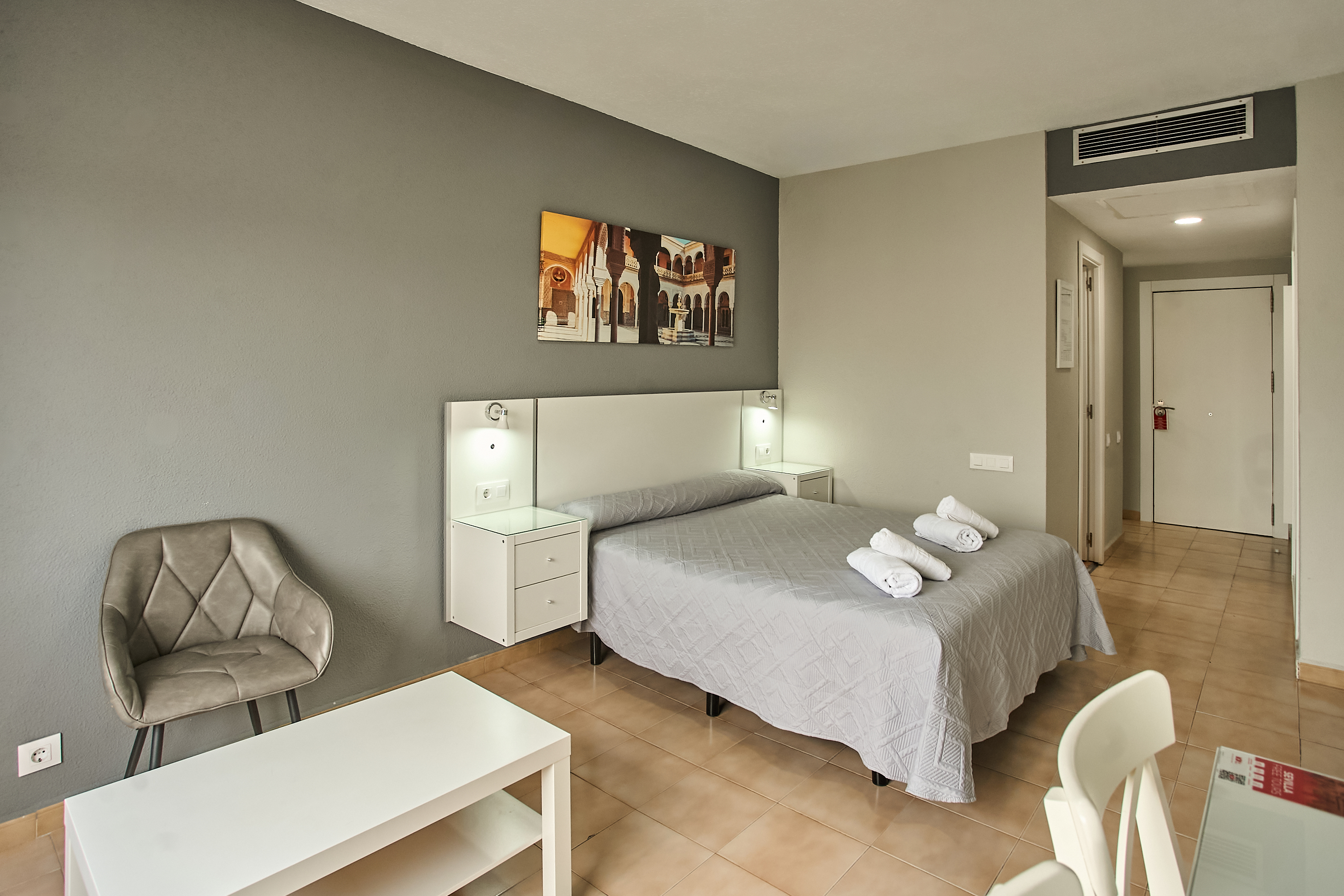 Resitur Apartamentos Turisticos En Seville 23/50